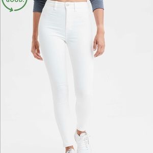 American Eagle White Jeans